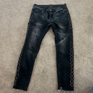 Rock & Roll Cowgirl Embellished skinny Jeans.  Size 29 mid rise skinny.